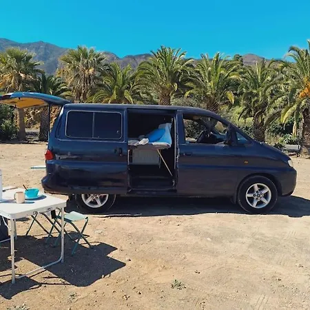Camper Amigo Hotel en barco Porís de Abona